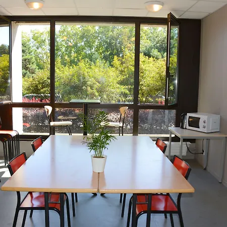 Cis De Champagne - Ethic Etapes 2*