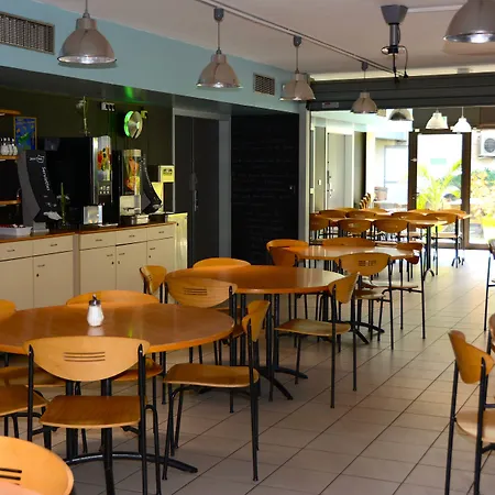 酒店 艾斯埃塔普香槟酒店