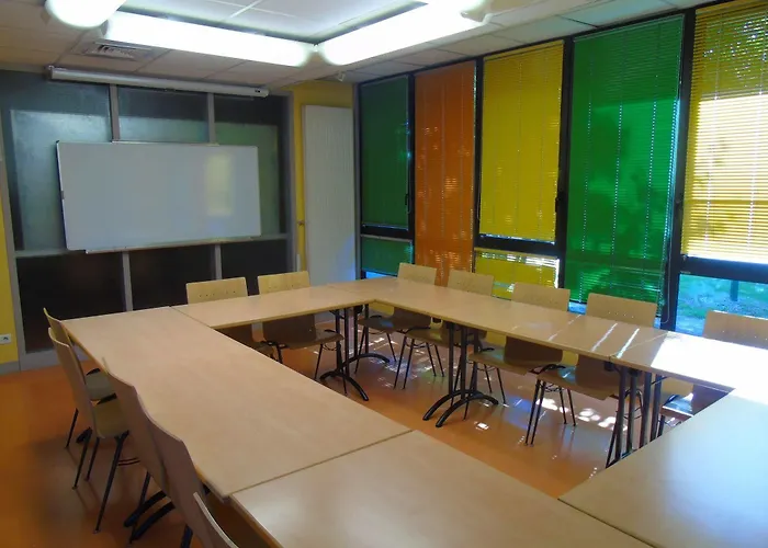 Cis De Champagne - Ethic Etapes Hotel Reims